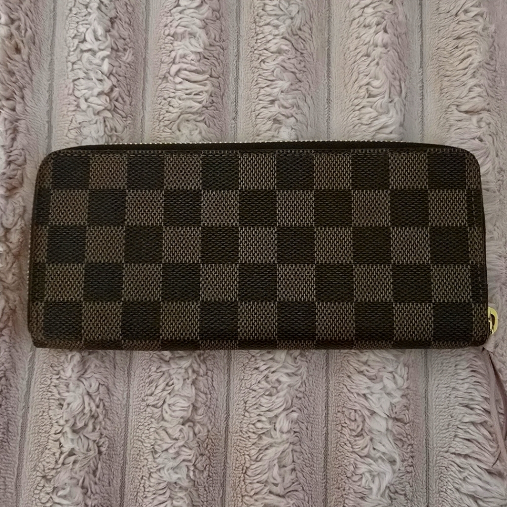Louis Vuitton Damier Ebene Zip Around Wallet